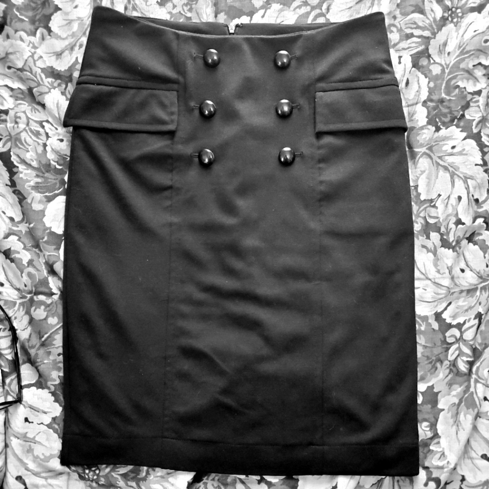 Women's  DM New York pencil skirt. Size 8
